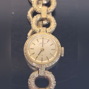 Vintage Ladies Seiko Gold Watch, 11-0509, Japan